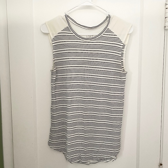 Sleeveless LOFT Black and White Striped Blouse - Picture 1 of 4